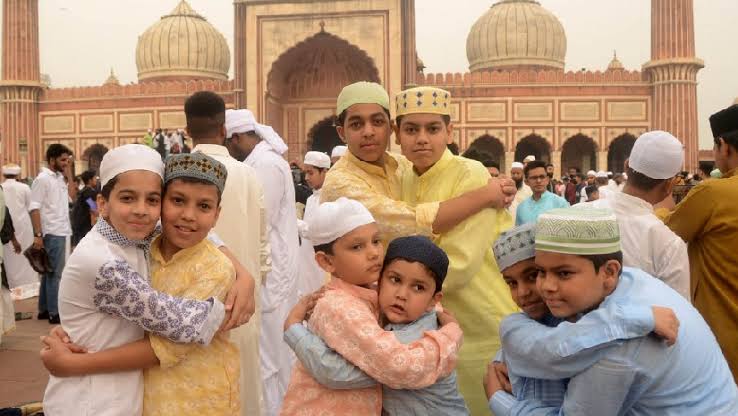 সৌদি আরবের সঙ্গে মিল রেখে চাঁদপুরের প্রায় ৫০ গ্রামে ঈদ উদযাপন