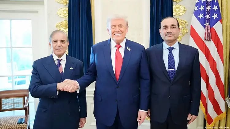 যুক্তরাষ্ট্র ও ইরানের মধ্যে মধ্যস্থতায় পাকিস্তানের সক্রিয় ভূমিকা