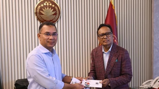 স্বাধীনতা দিবস উপলক্ষে স্মারক ডাকটিকিট প্রকাশ