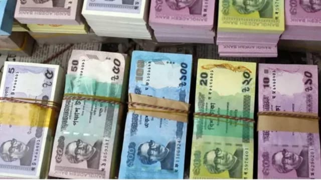 পুরোনো নকশার বঙ্গবন্ধুর ছবিযুক্ত নোট আবারও ছাড়া হচ্ছে বাজারে