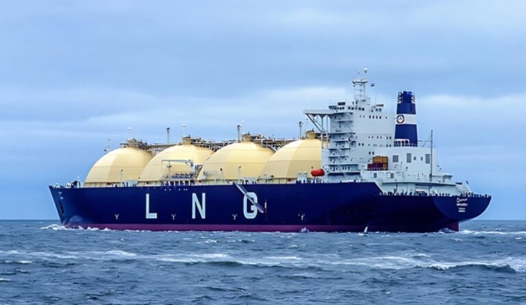 এলএনজি নিয়ে আপাতত ‘চিন্তা নেই, তবে ভবিষ্যৎ অনিশ্চয়তা রয়ে গেছে