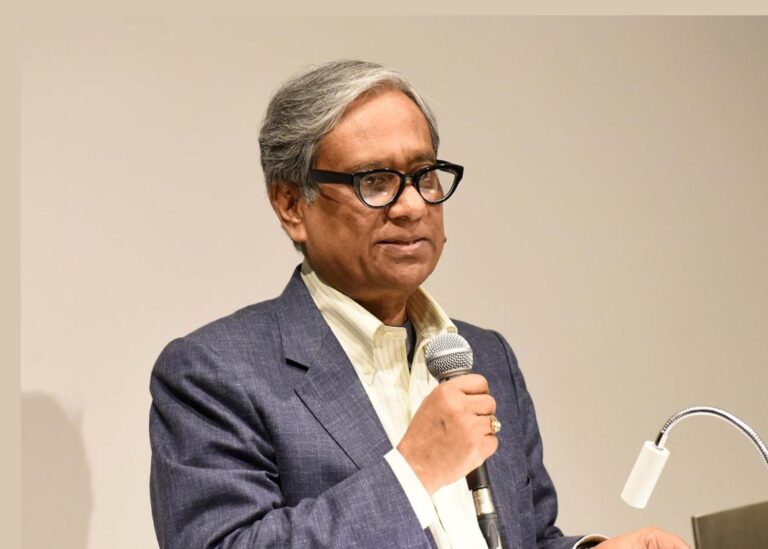 বিচার শুরুর সময় হঠাৎ অব্যাহতি—দুদকের সিদ্ধান্তে স্বচ্ছতা নিয়ে নতুন প্রশ্ন