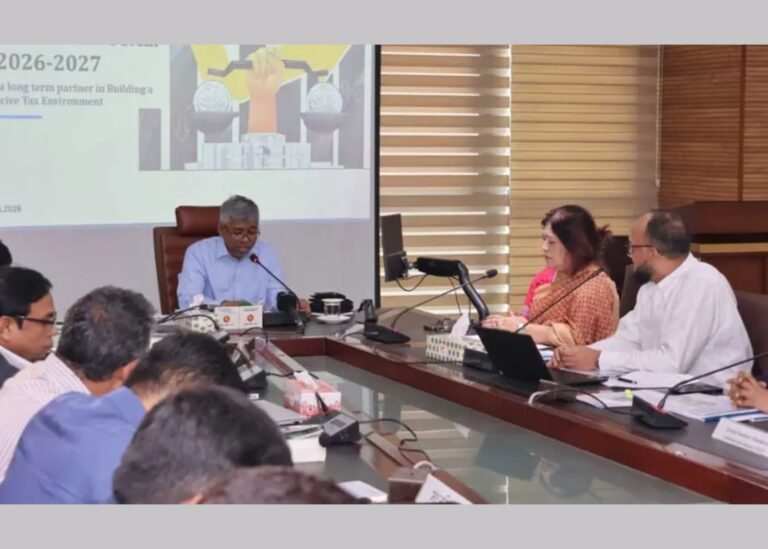 ব্যবসায়ী মাত্র চোর—এ মানসিকতা থেকে বের হতে হবে