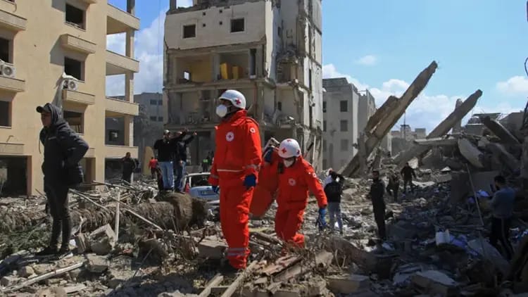 লেবাননে ইসরায়েলি হামলার জবাব দিতে প্রস্তুতি নিচ্ছে ইরান