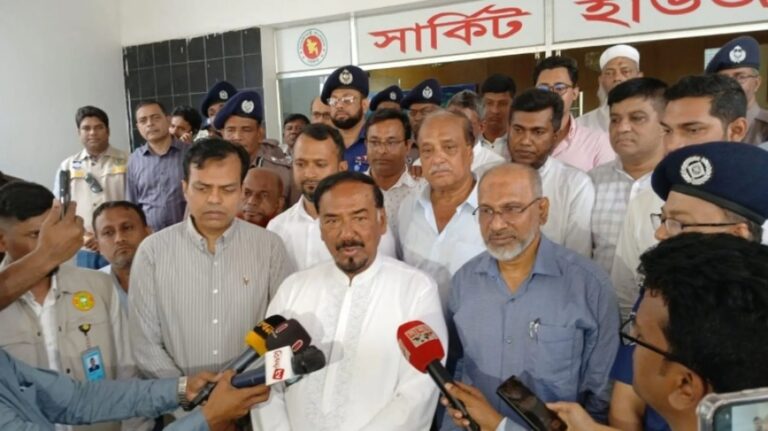 গণতন্ত্র ছাড়া বাংলাদেশের মুক্তি বা সমৃদ্ধি সম্ভব নয় : বরিশালে স্পিকার