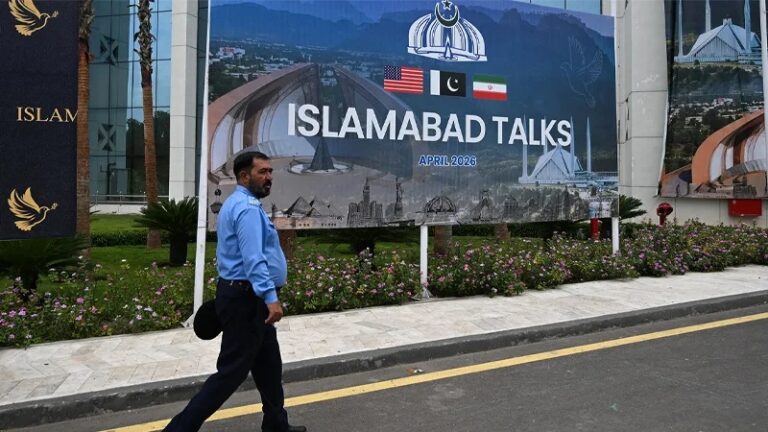 যুদ্ধে যা পায়নি, আলোচনায় তা-ই চাইছে যুক্তরাষ্ট্র—ইরানের অভিযোগ