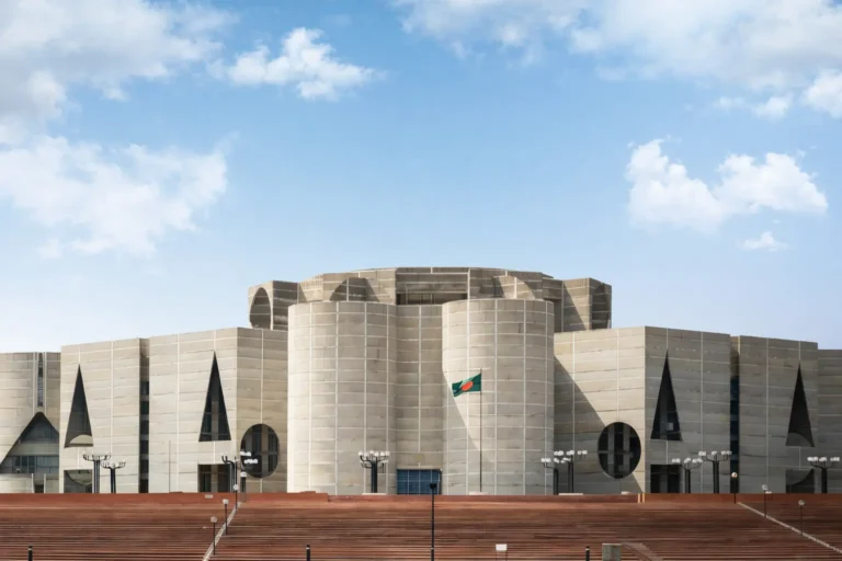 অধ্যাদেশ ঘিরে প্রশ্ন: সংখ্যাগরিষ্ঠতা কি যথেষ্ট