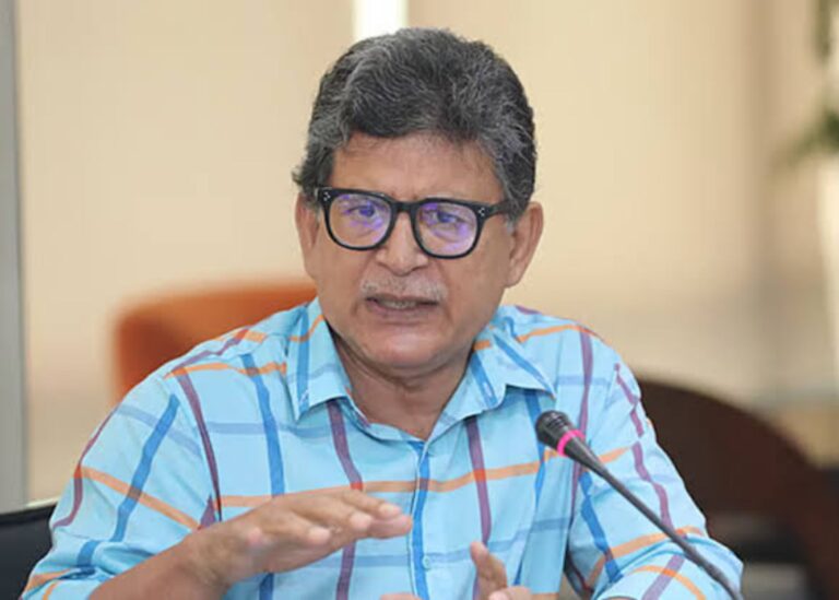 বাজেটে আন্তরিকতা আছে, নেই সুস্পষ্ট কৌশল: হোসেন জিল্লুর