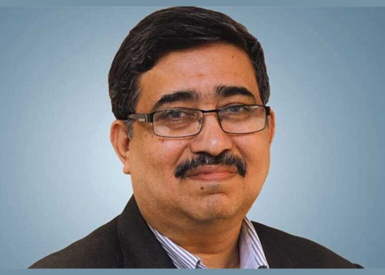 নির্বাচনী প্রতিশ্রুতি পূরণে অর্থনৈতিক বাস্তবতা উপেক্ষার সুযোগ নেই