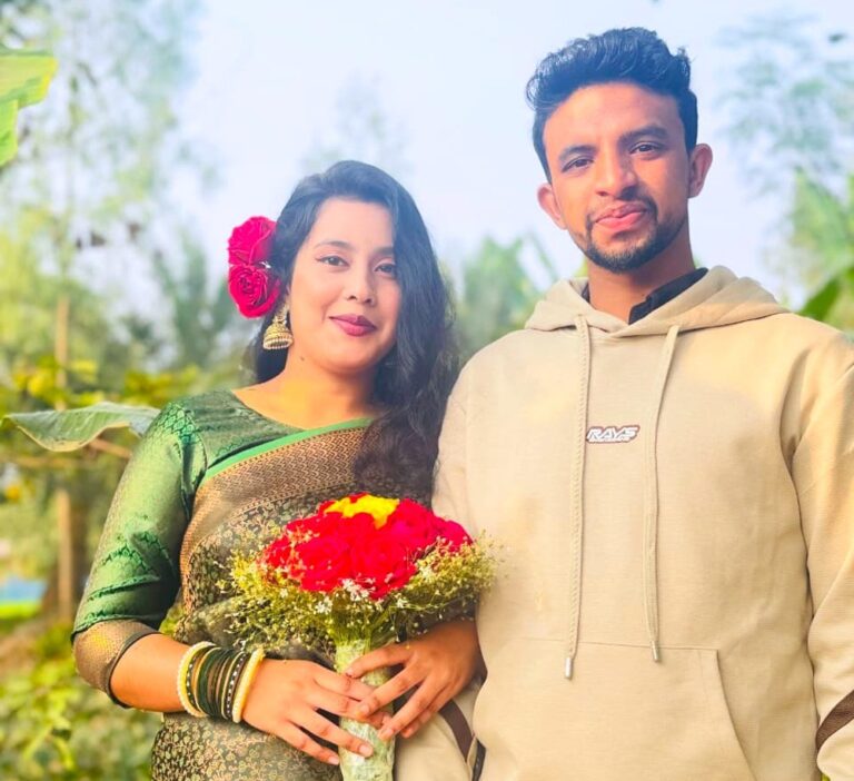বিয়ের দাবিতে প্রেমিকের বাড়িতে প্রেমিকার অনশন, প্রেমিক লাপাত্তা