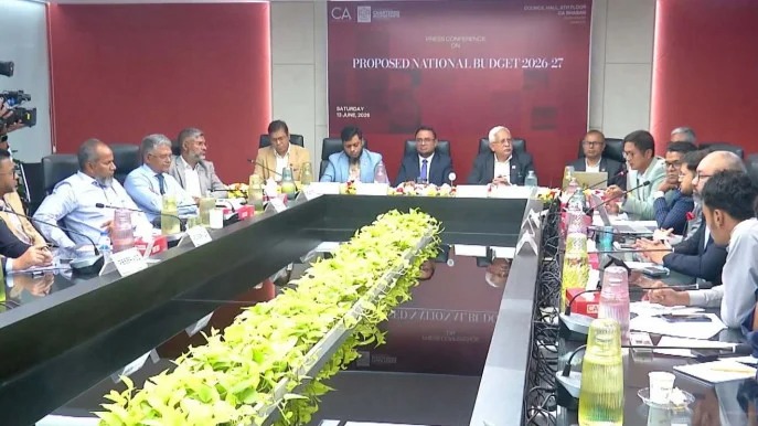 সোয়া লাখ কোটি টাকা ব্যাংক ঋণে বাজেট ঘাটতি, চাপে পড়তে পারে বিনিয়োগ
