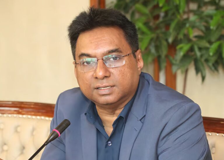 অর্থনীতিকে ঘুরে দাঁড় করাতে সাহসী সিদ্ধান্ত গ্রহণ প্রয়োজন