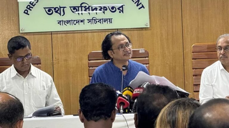 প্রয়োজনে মন্ত্রিসভায় পরিবর্তন আনবেন প্রধানমন্ত্রী: উপদেষ্টা