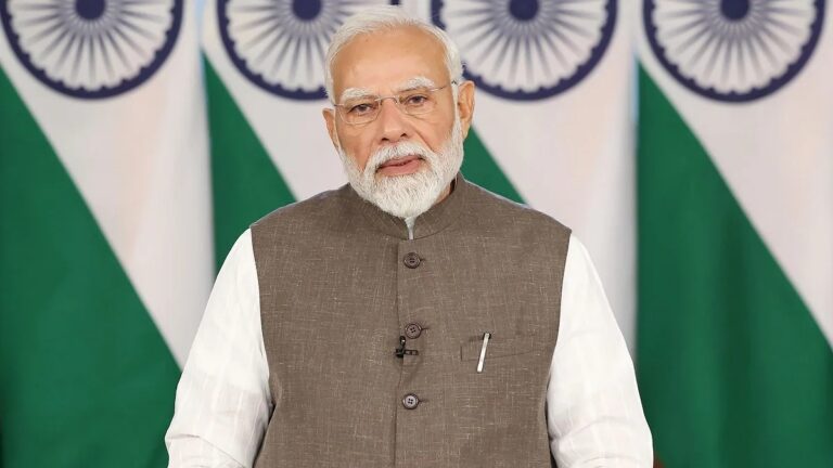 মোদির ভারতে উন্নয়ন ও বিতর্কের দ্বিমুখী গল্প