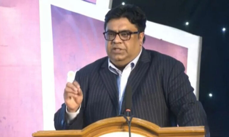 মোবাইল ফোন কিনতে সব ব্যাংক দেবে কিস্তি সুবিধা: তথ্যপ্রযুক্তি উপদেষ্টা