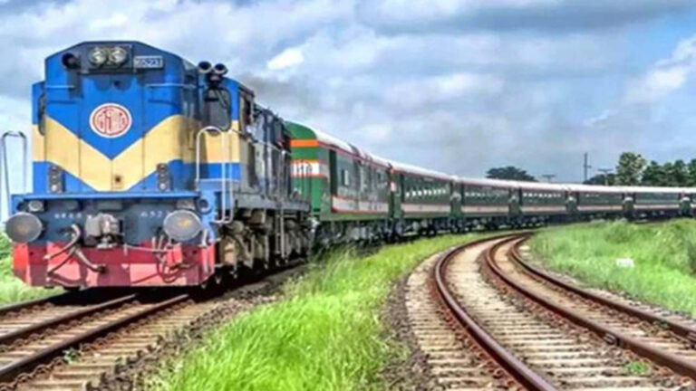 রেলের ২০০টি ব্রডগেজ বগি কেনায় হাজার কোটি টাকার লাগামহীন ব্যয়ের ফাঁদ