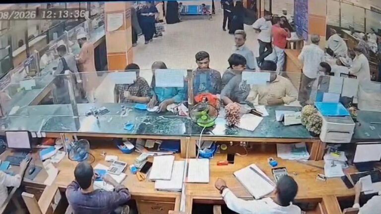 ব্রাহ্মণবাড়িয়ায় সোনালী ব্যাংক থেকে গ্রাহকের ৮ লাখ টাকা চুরি