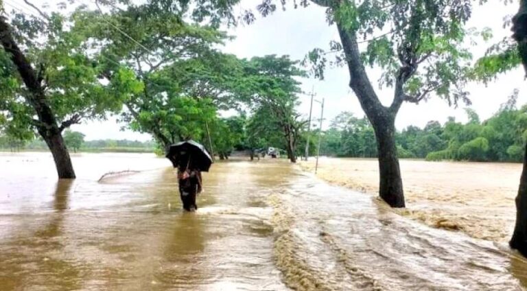 খাগড়াছড়িতে ভারী বৃষ্টি, সাজেকের সঙ্গে সড়ক যোগাযোগ বন্ধ