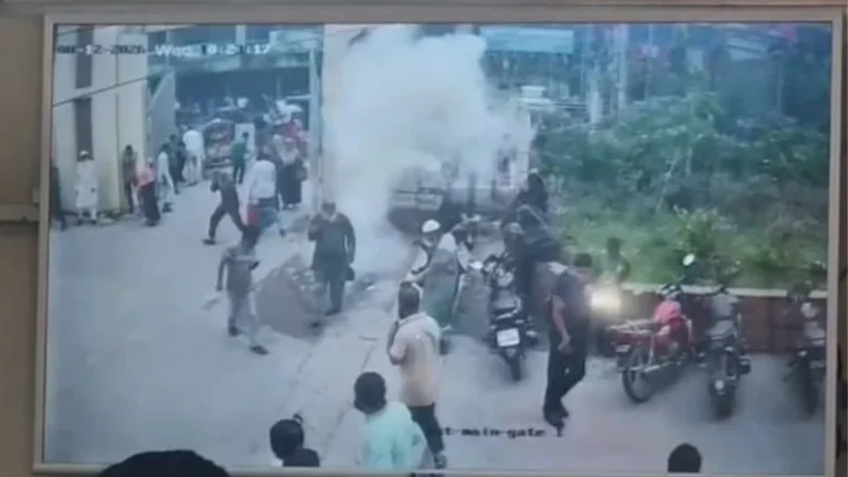 বরিশাল আদালতপাড়ায় বিস্ফোরণ, রহস্য কাটেনি এখনো