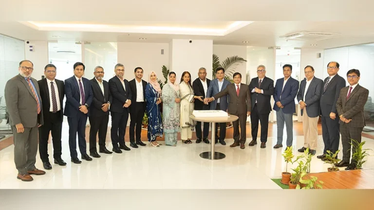 ১২ হাজার কোটি টাকার আমানতের মাইলফলক ছুঁল মধুমতি ব্যাংক