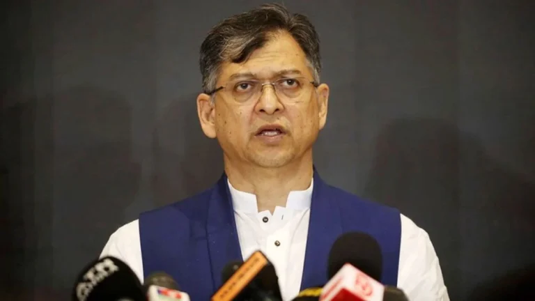 ক্রসফায়ার চায় না সরকার, আইজিপির বক্তব্য ঠিক হয়নি: স্বরাষ্ট্রমন্ত্রী